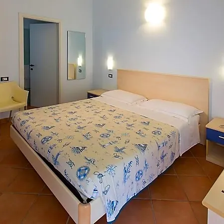 Bahia Hotel 3*